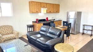 Complete cozy apartment in Playas