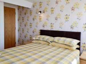 Apartment 10 - 28164