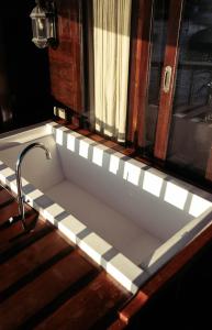 Behike Luxury Phinisi