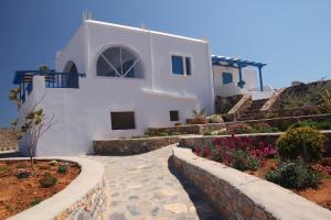 Villa Meltemi Irakleia-Island Greece