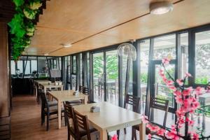 Breezehill Khao Kho Hotel