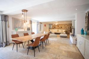 Magnificent Provencal Mas in the heart of the Fayence country