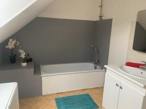 Maisons de vacances Gite des Grotteaux : photos des chambres