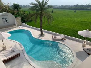 5 BR villa view on ricefield, pool, sauna jacuzzi