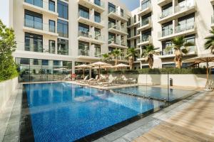 Luxurious JVC Studio Near Circle Mall & Parks