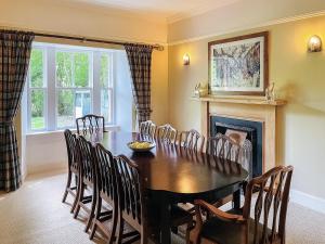 The Old Manse - Ukc6854