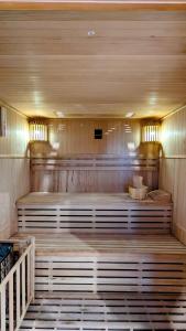 Luxury Seaview Studio with Pool & SPA