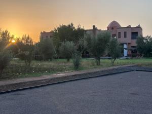Campagne chic à Marrakech vue sur Atlas