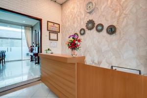 Collection O Padang near Mesjid Raya Syekh Ahmad Al-Minangkabawi formerly Hotel Surya Palace