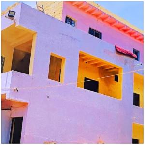 Hotel Yuvraj AC OR NON AC BOTH ROOM Dwarka Gujrat