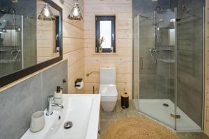 Przystanek MAZURY - domki nad jeziorem