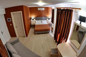 Vliho Bay Boutique Hotel