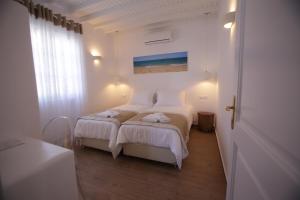 Seethrough Mykonos Suites Myconos Greece