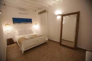 Seethrough Mykonos Suites Myconos Greece