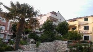 Apartment Lopar 