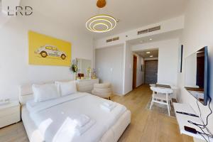 Chic and Aesthetic Studio! Move-In Ready