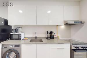 Chic and Aesthetic Studio! Move-In Ready