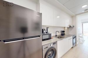 Chic and Aesthetic Studio! Move-In Ready