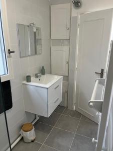 Appartements Petite maison de ville duplex 4 personnes : photos des chambres