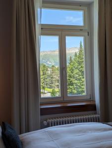 Signature Suite room in Grand Hotel des Bains Kempinski St. Moritz