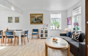 Two-Bedroom Holiday Home In Bogo By