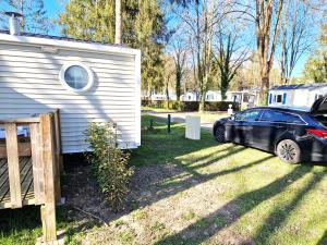 Maisons de vacances Luxus Mobile Home beim Europa-Park, voll klimatisiert mit Wi-Fi! : Maison 2 Chambres