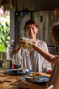 Flow - Temple of Health - Ayurvedic Cafe, Steam Room & Ice Plunge Gili Air