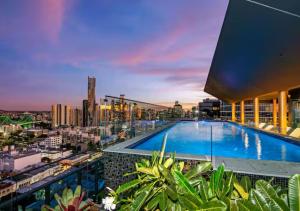 Comfy 1 Bedroom Apartment with WiFi and Parking