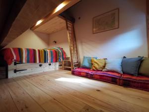 Appartements Confortable triplex Reallon entre lac et montagne : Appartement 2 Chambres