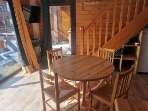 Appartements Confortable triplex Reallon entre lac et montagne : photos des chambres