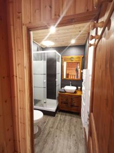 Appartements Confortable triplex Reallon entre lac et montagne : photos des chambres