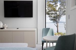 Luxury Couples Escape - Vue One