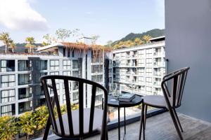 Fun, Beach & Topical Vibes! Pool View 2BR Apartment CTG P603-4 in Tropics Kamala Residence