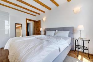 Haus mit tollem See -und Bergblick