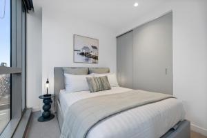 Chic CBD Retreat Pool Gym Sauna