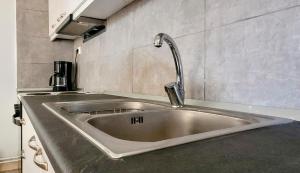 Antonis House