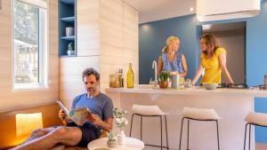 Campings Camping 5 etoiles - Parc aquatique - eebafe : photos des chambres