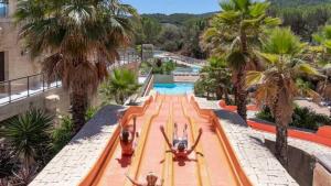 Campings Camping 5 etoiles - Parc aquatique - eebafe : photos des chambres