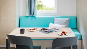 Campings Camping 5 etoiles - Parc aquatique - eebafe : photos des chambres