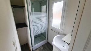 Campings Camping 5 etoiles - Parc aquatique - eebafe : Mobile Home 7