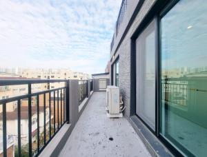 Luxury Terrace House