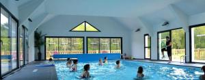 Campings Camping 3 etoiles - Piscine - efcg0h : Mobile Home 11