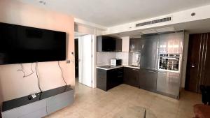 Centara Luxury Condo Pattaya Beach City Center 47 sqm Large 1 Bedroom