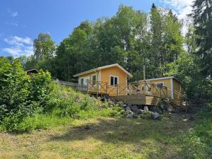 Solgården Fagerviken intill havet