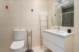 Blue Horizon Apartment