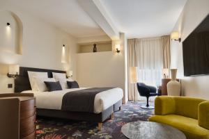 Hotels The Originals Boutique, Hotel Les Coulisses du Theatre, Saint-Quentin : photos des chambres