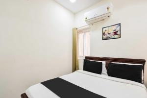 Hotel O Durgam Cheruvu Metro Station