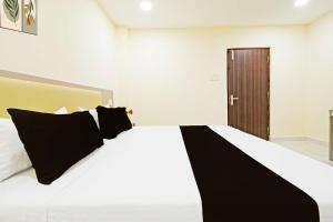 Hotel O Sanath Nagar Near Railway Station