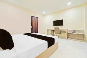 Hotel O Sanath Nagar Near Railway Station
