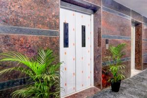 Hotel O Nizampet X Bus Terminal